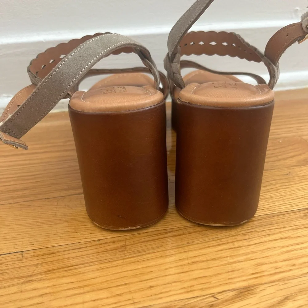 Bella Vita platform block heels 8 1/2 W - Picture 4 of 14